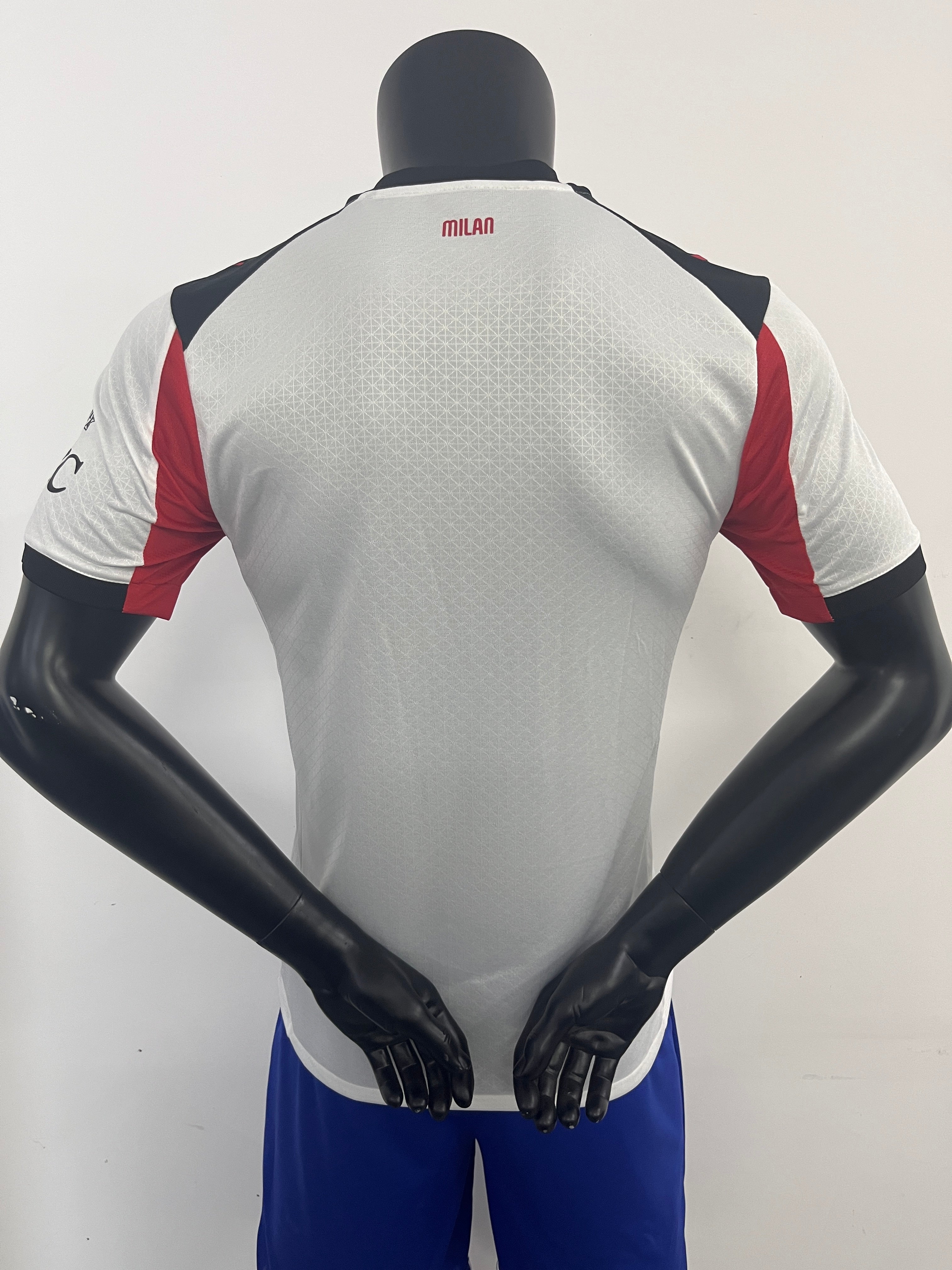 AC MILAN UITSHIRT 25/26