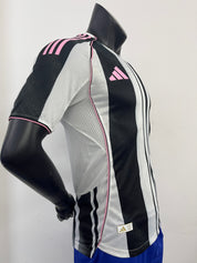 JUVENTUS THUIS 25/26