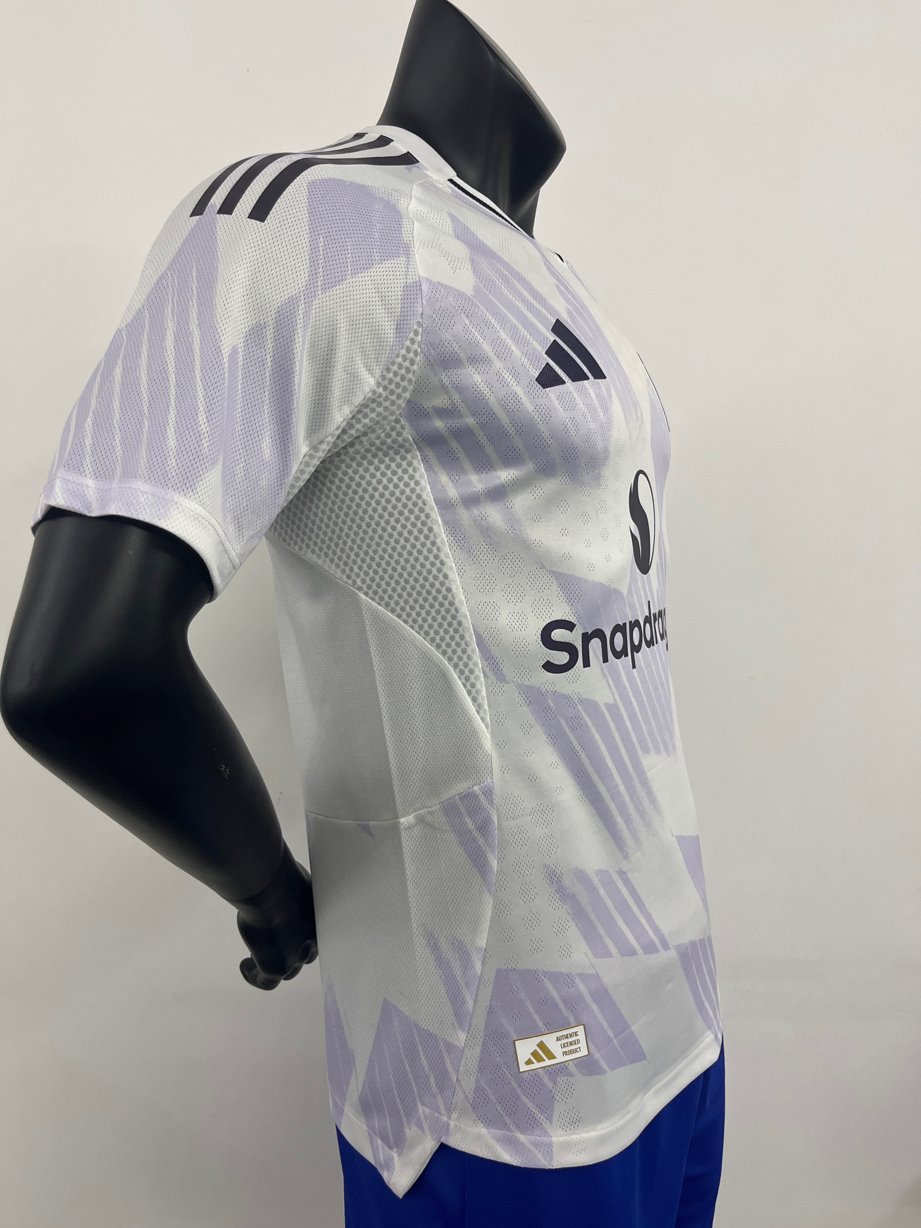MAN UNITED UITSHIRTEN 25/26