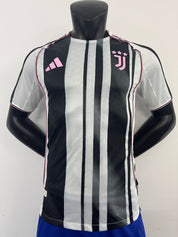 JUVENTUS THUIS 25/26
