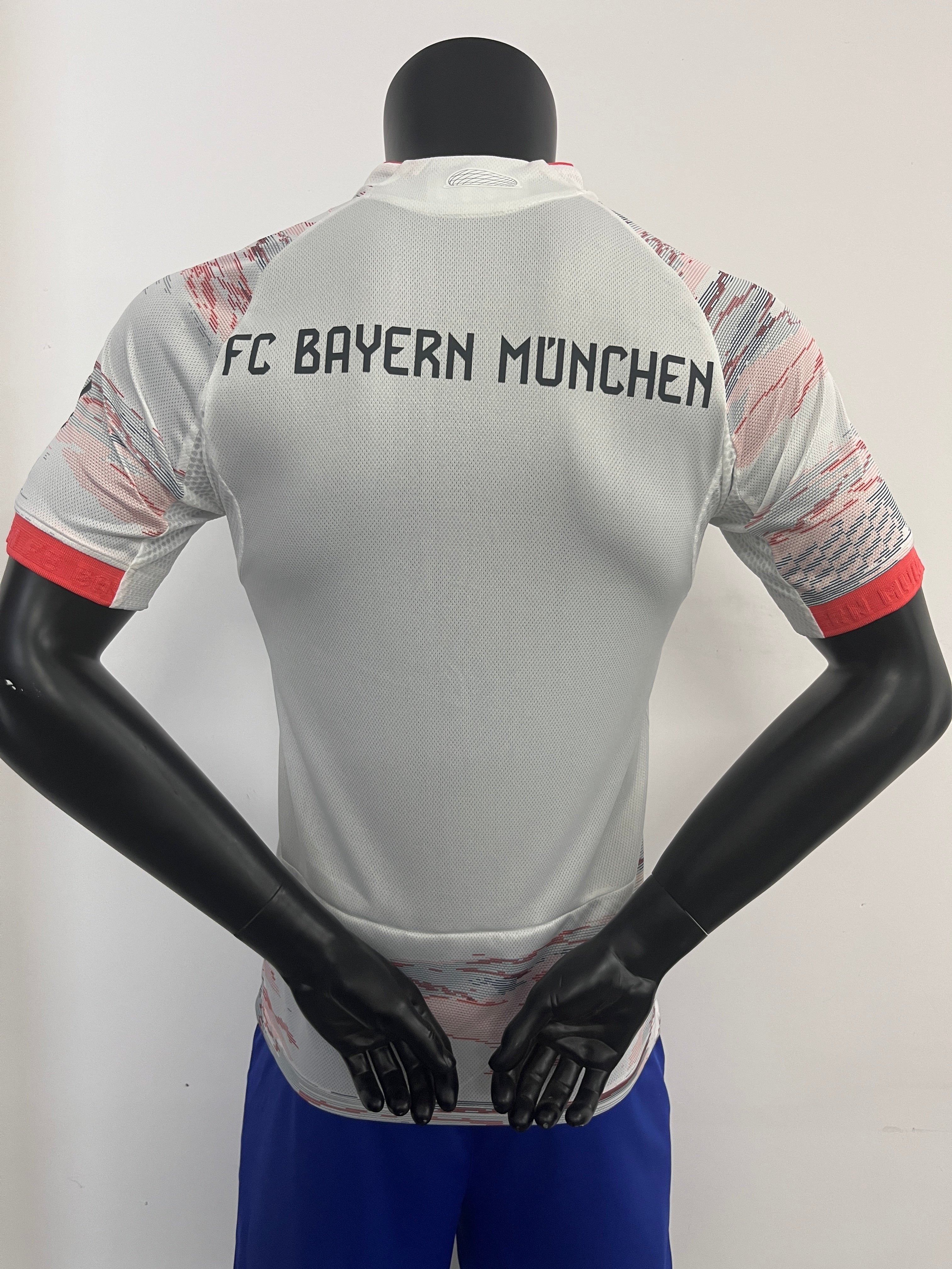 FC BAYERN MÜNCHEN UITSHIRT 25/26