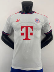 FC BAYERN MÜNCHEN UITSHIRT 26/27