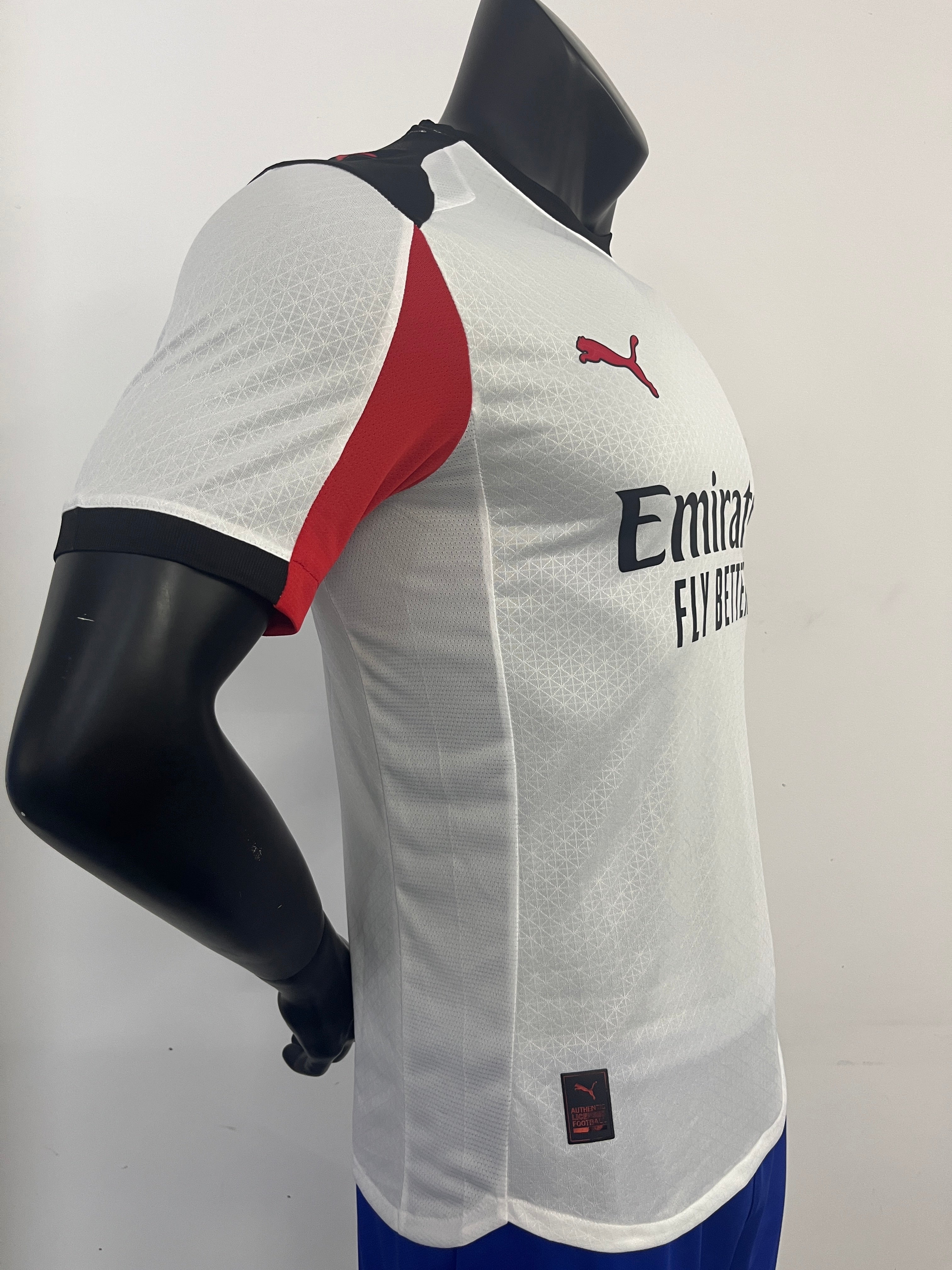 AC MILAN UITSHIRT 25/26