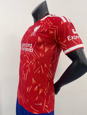 LIVERPOOL THUIS 26/27