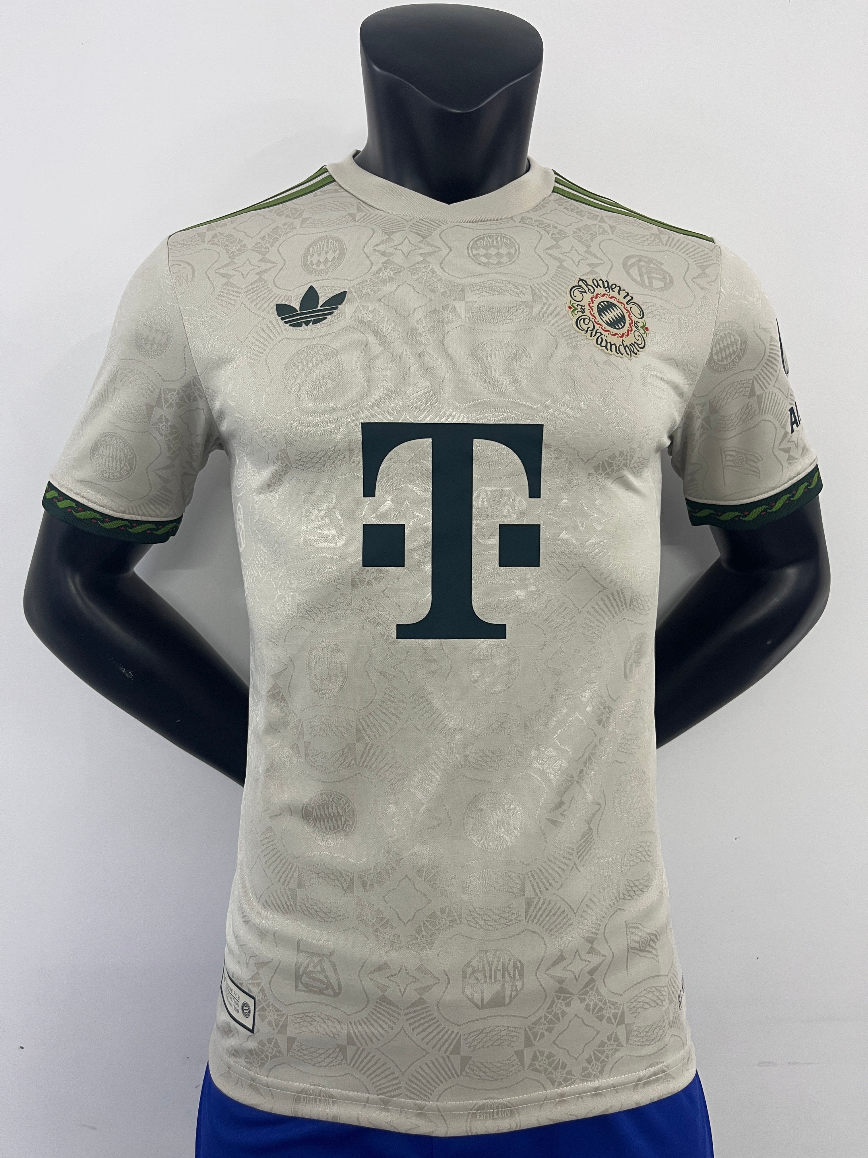 FC BAYERN MÜNCHEN 25/26